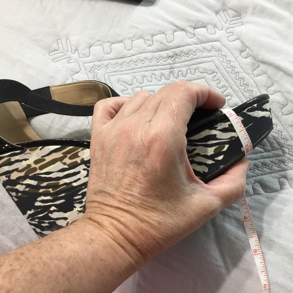 Bcbgeneration Funky Fun Platform Wedge 7host Pick - image 8